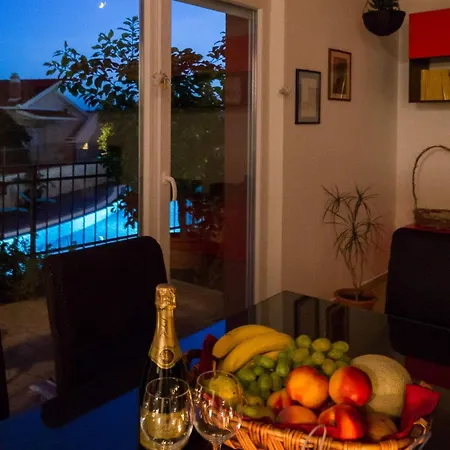 Elegant Hideaway With Pool - Two Bedroom With Pool